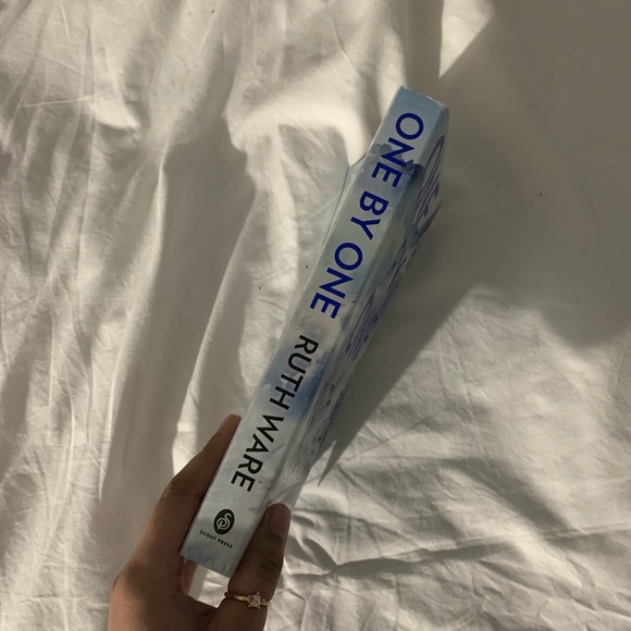 One by One by Ruth Ware - Picture 3 of 5
